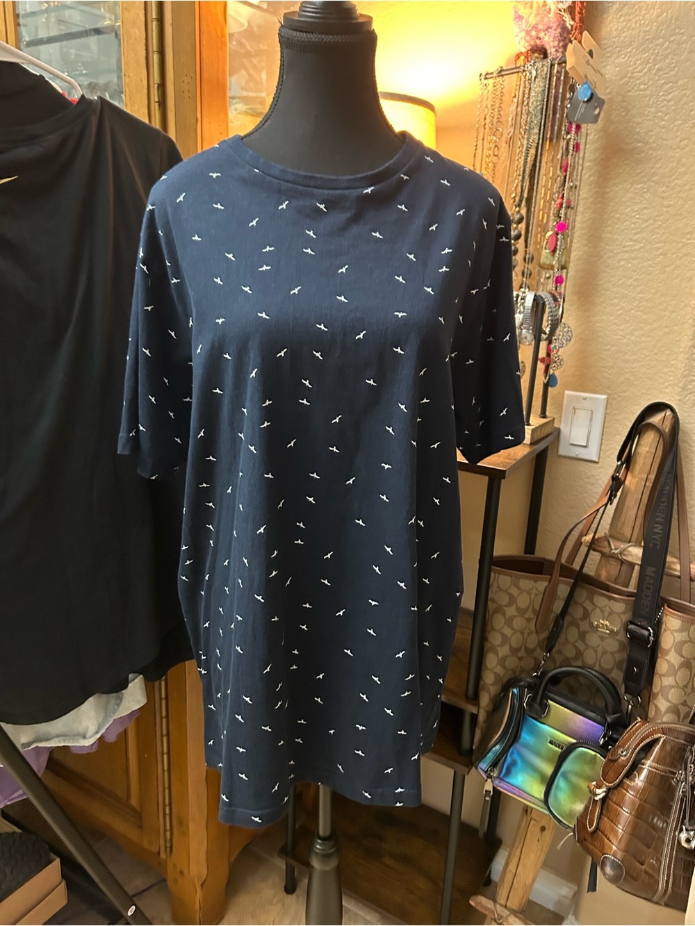 Denim & Flower Navy Short-Sleeve Tee with White Bird Print